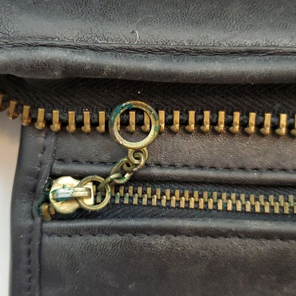 Vintage Coach black leather crossbody bag  purse - Picture 6 of 12